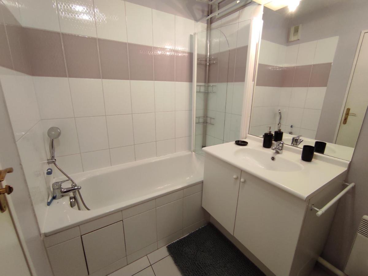 Bord De Seine Apartment Carrières-sous-Poissy Екстериор снимка