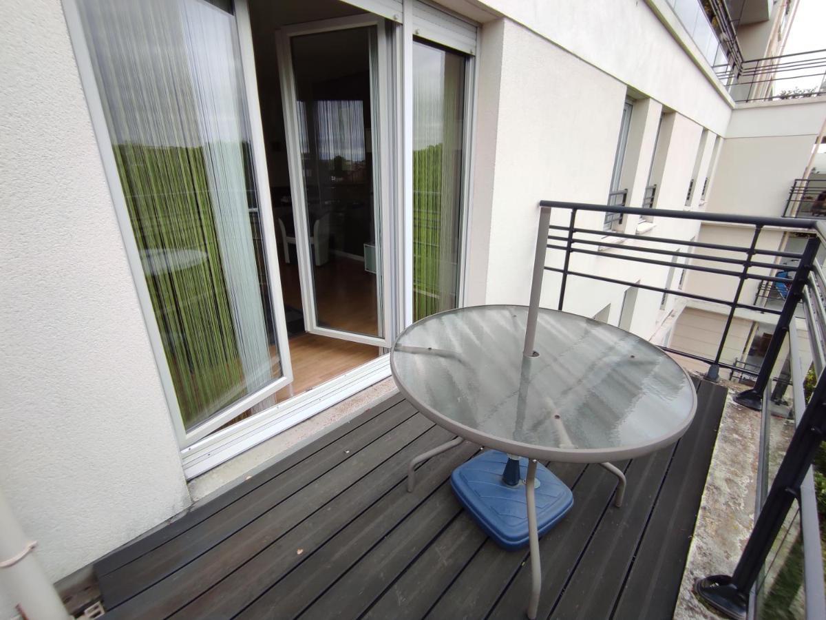 Bord De Seine Apartment Carrières-sous-Poissy Екстериор снимка